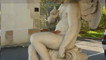 Statue « L'amour menaçant »
