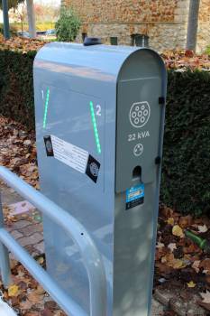 Borne électrique