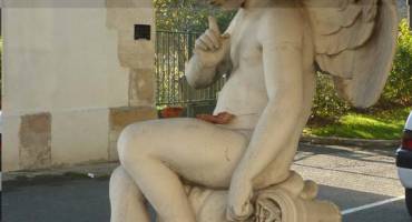 Statue « L'amour menaçant »